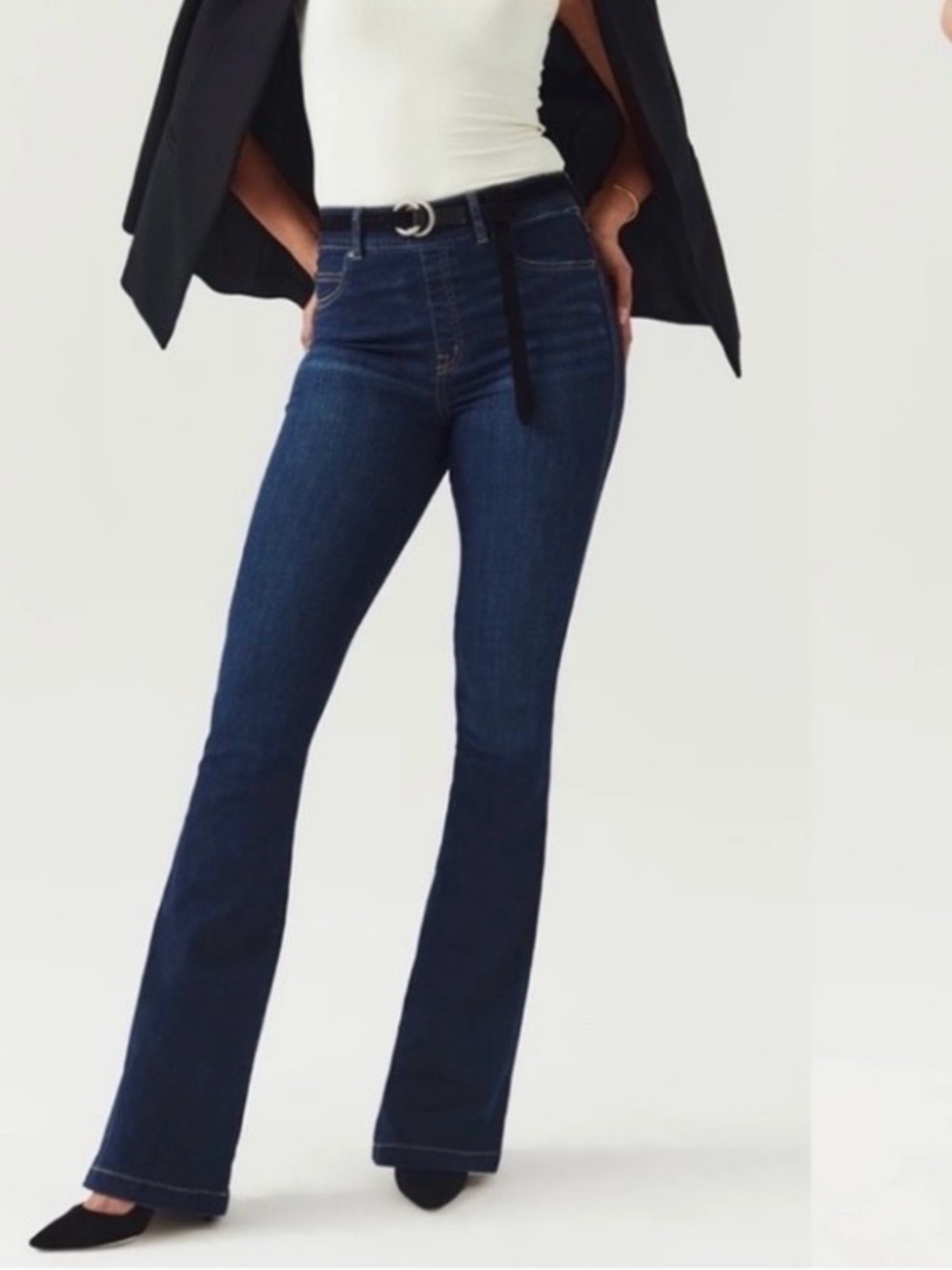 SPANX Flare Pull-On Stretch High Rise Jeans 20327R Midnight Shade Sz S W28‎